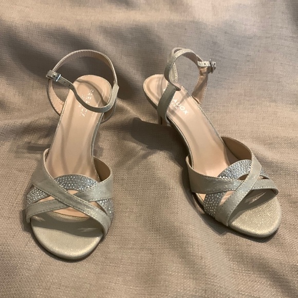 Paradox London Elaine Champagne Glitter Sandals - Picture 1 of 6
